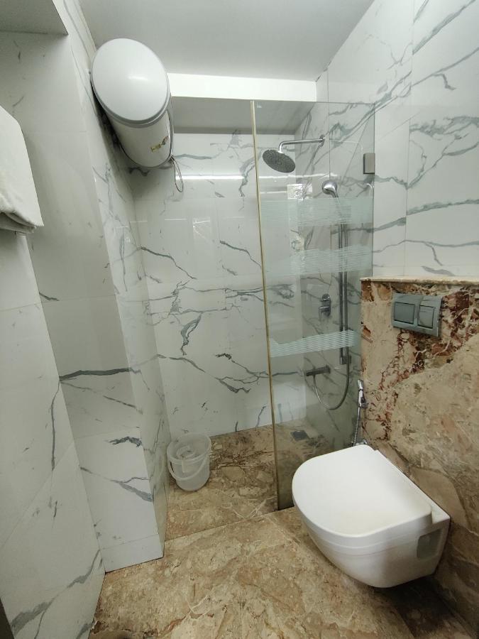 Capital Hotel Мумбаї Екстер'єр фото