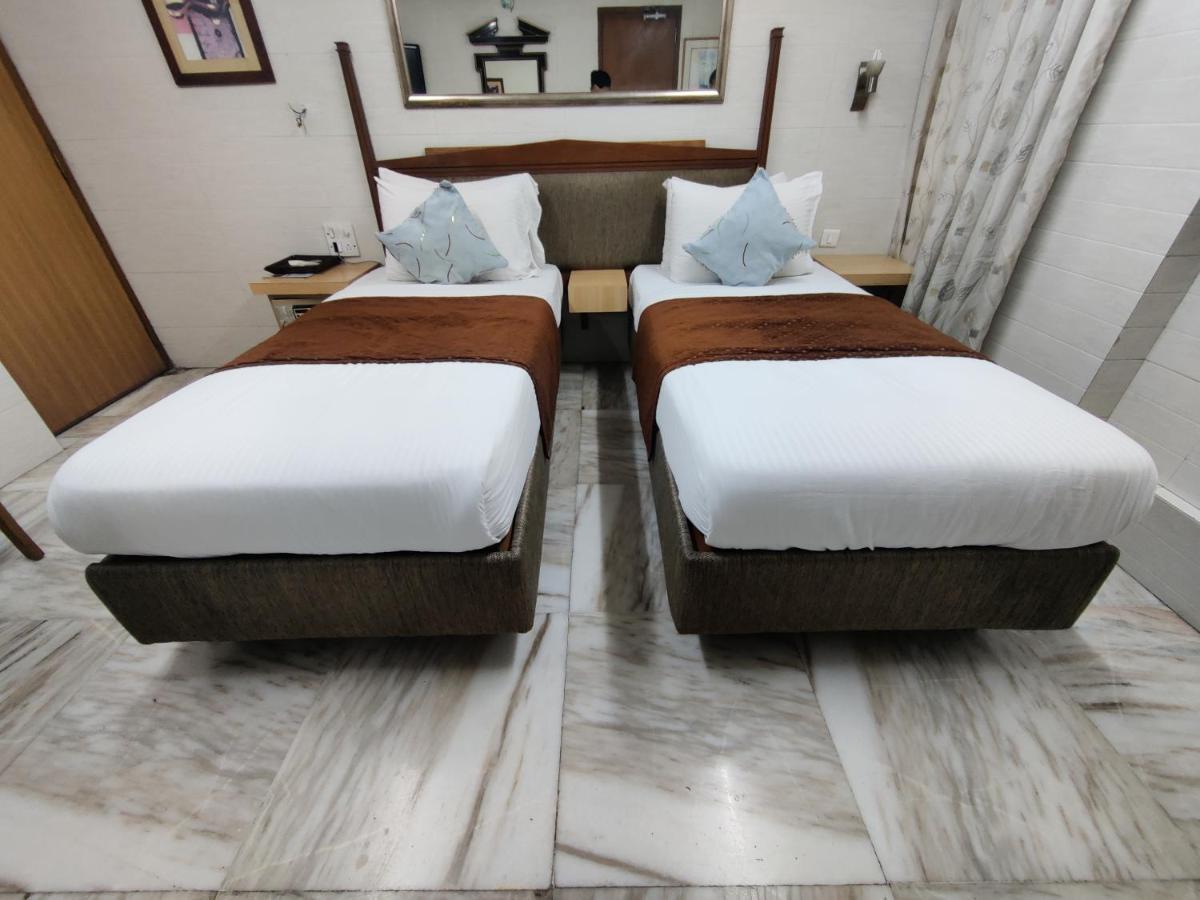 Capital Hotel Мумбаї Екстер'єр фото
